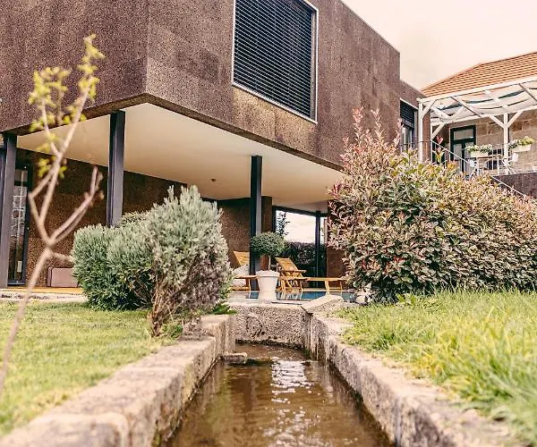 Casa Mouroas 팜스테이 몬딤데바스토